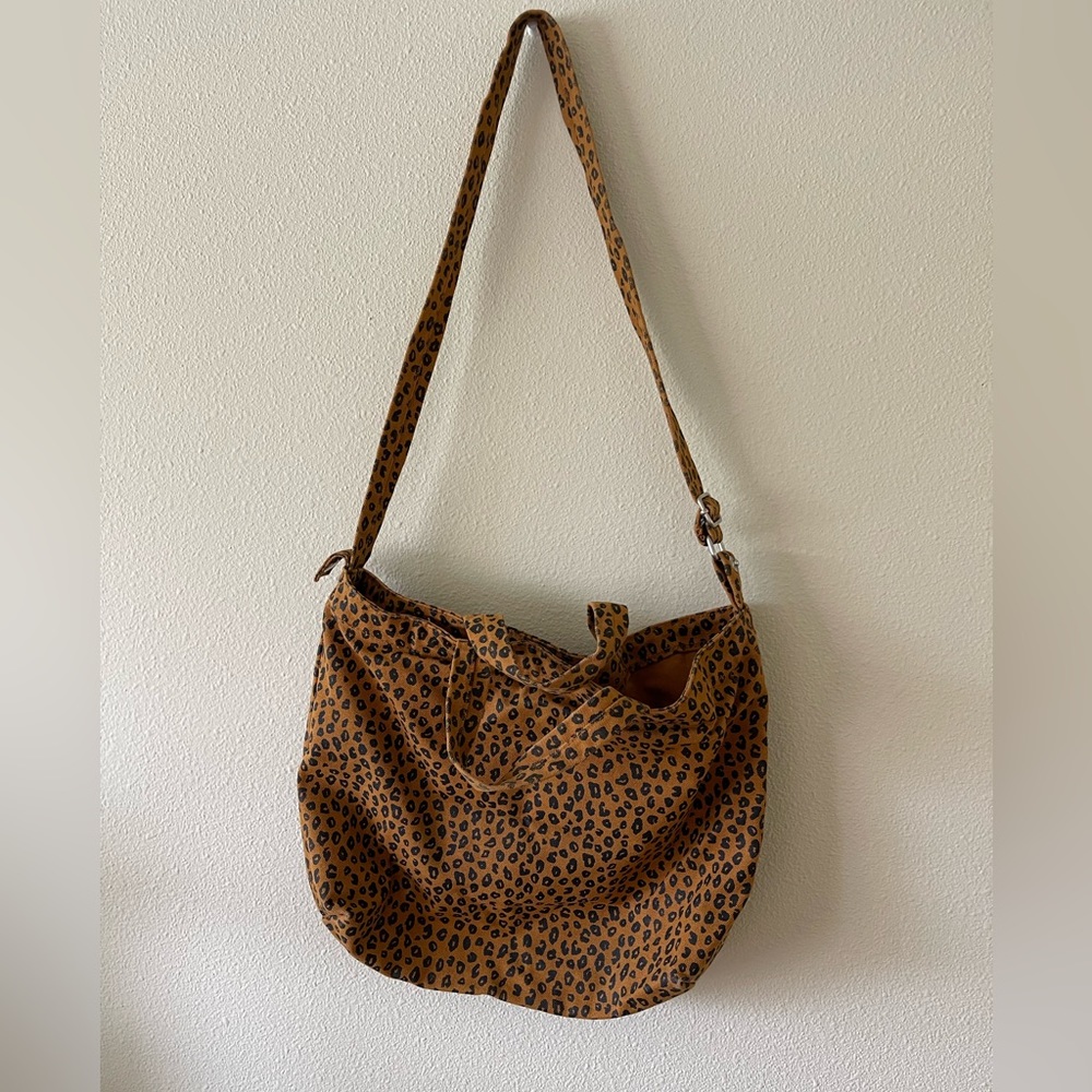 HORIZONTAL DUCK BAG LEOPARD PRINT